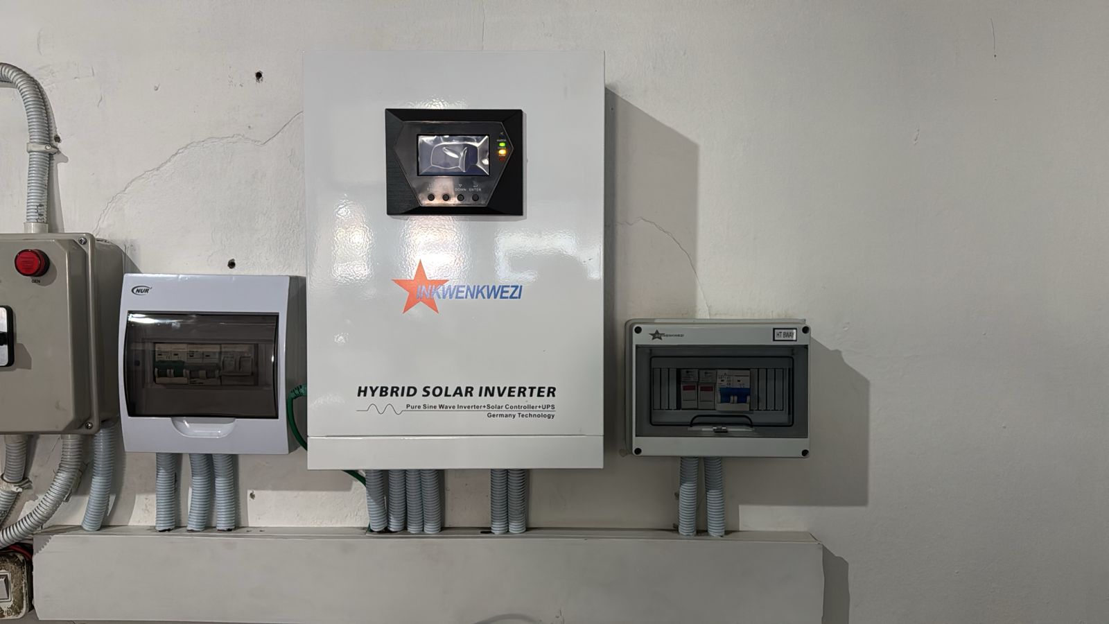 Hybrid solar inverter with DB boards installation